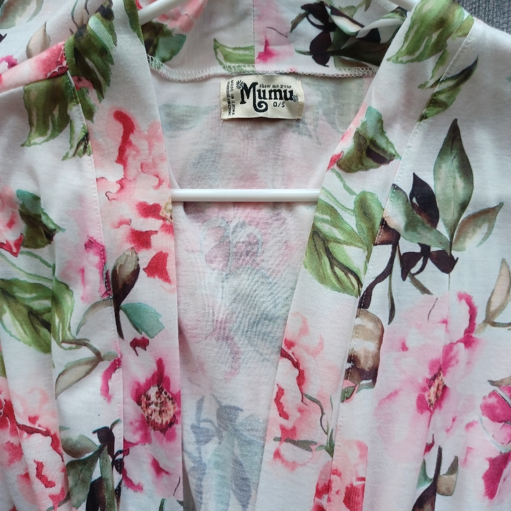 Show Me Your MuMu Floral Robe OS EUC